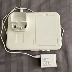 Multi charger for Apple Watch, phone and iPods